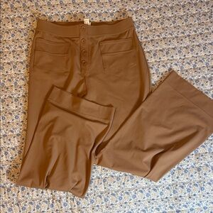 HALARA Tan High-Waisted Pants